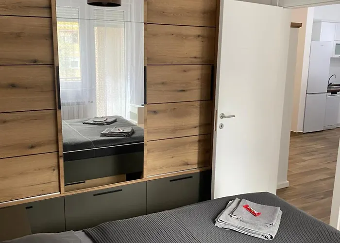 Lusso 2 公寓 苏博蒂察