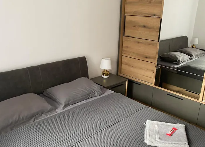 Lusso 2 شقة سوبوتيتْسا